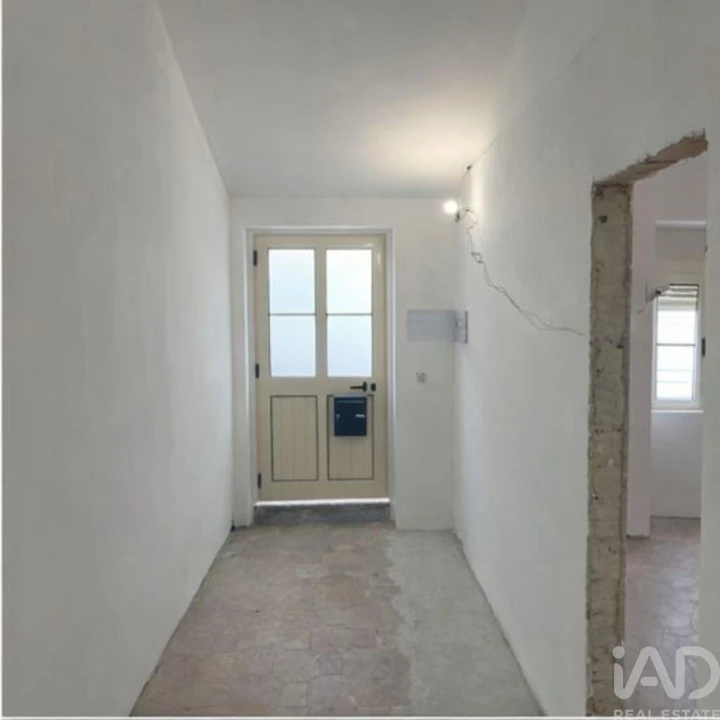 Moradia T2 para Venda em Oliveira do Douro Foto 14