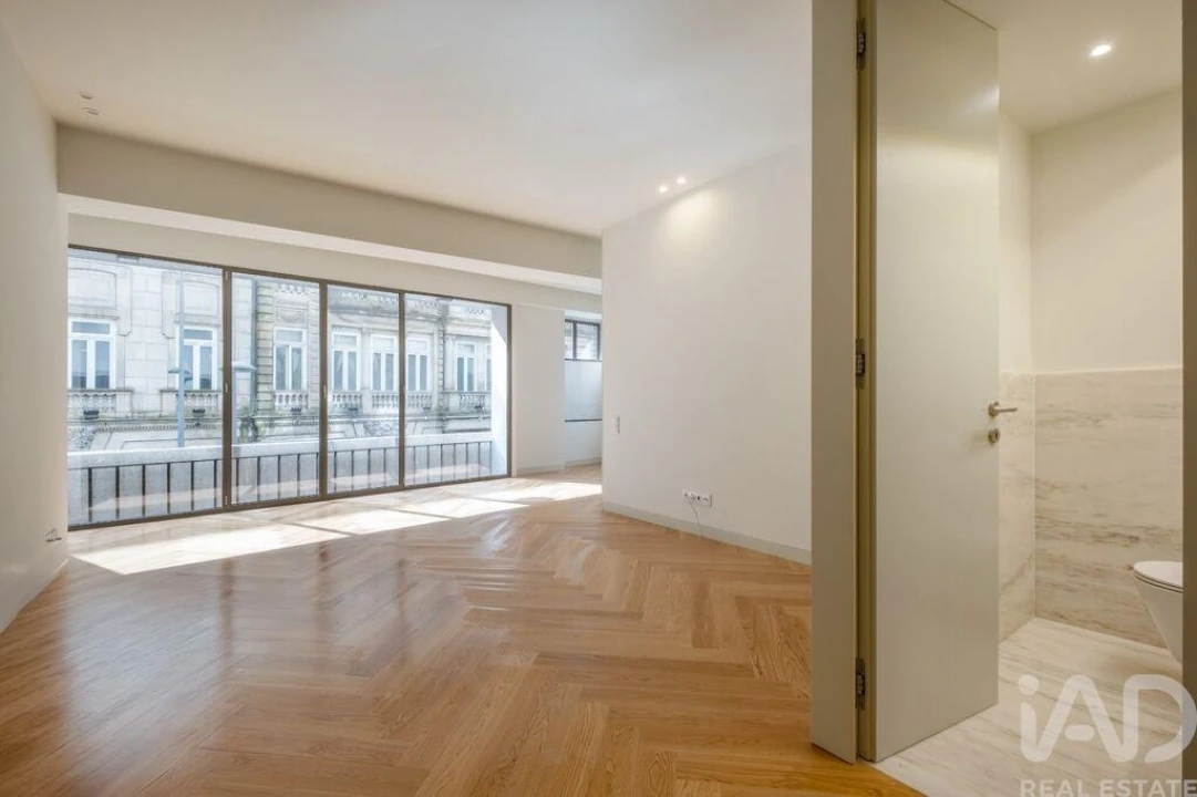 Apartamento T2 para Venda em Cedofeita, Santo Ildefonso, Sé, Miragaia, São Nicolau e Vitória Foto 13