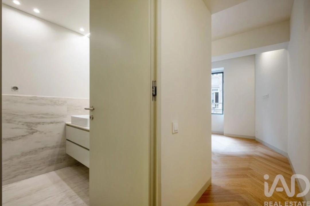 Apartamento T2 para Venda em Cedofeita, Santo Ildefonso, Sé, Miragaia, São Nicolau e Vitória Foto 19