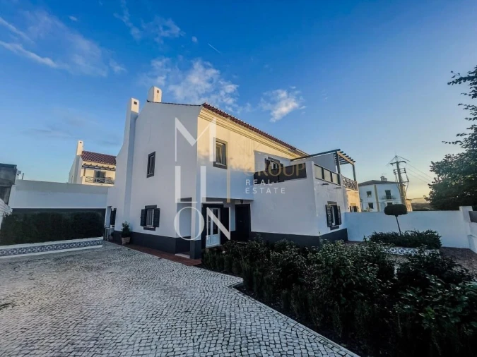 Moradia T4 para Venda em Santo Estêvão Foto 3