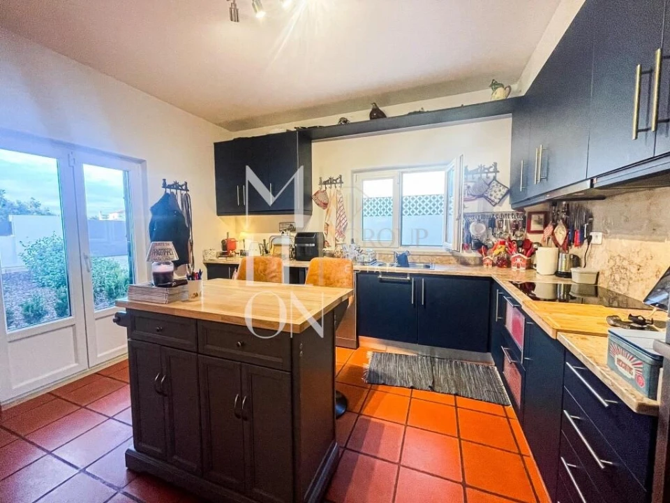 Moradia T4 para Venda em Santo Estêvão Foto 28