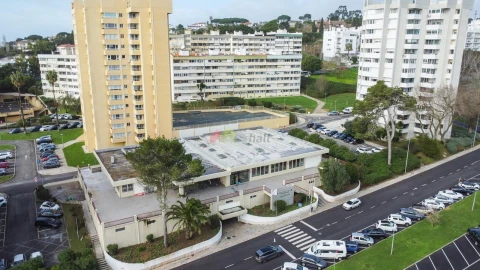 Negócio para Venda em Oeiras e São Julião da Barra, Paço de Arcos e Caxias