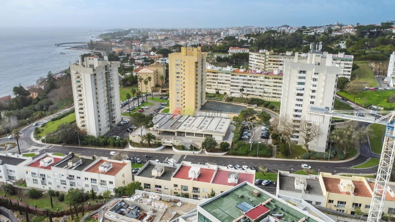 Negócio para Venda em Oeiras e São Julião da Barra, Paço de Arcos e Caxias Foto 4