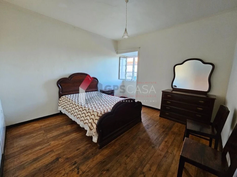 Moradia T4 para Venda em Porto Judeu Foto 13