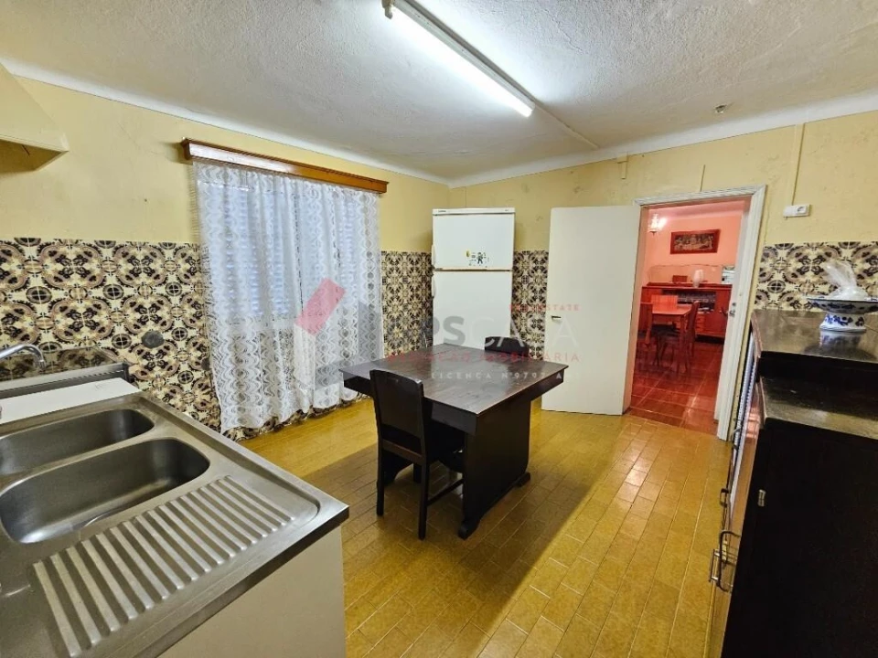 Moradia T4 para Venda em Porto Judeu Foto 20