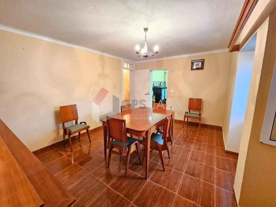 Moradia T4 para Venda em Porto Judeu Foto 23