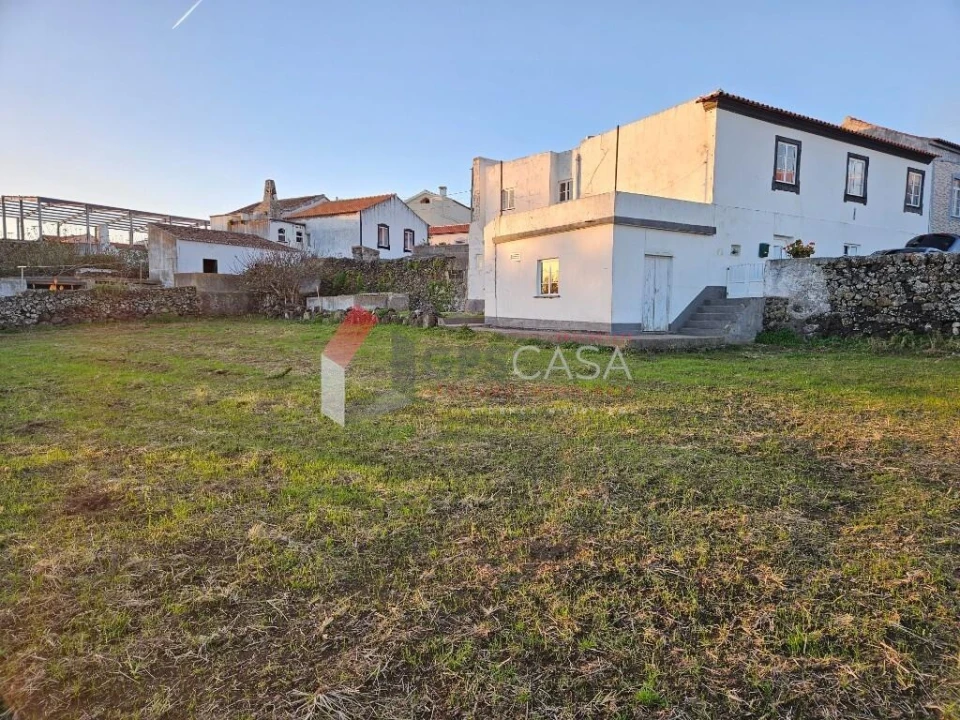 Moradia T4 para Venda em Porto Judeu Foto 40