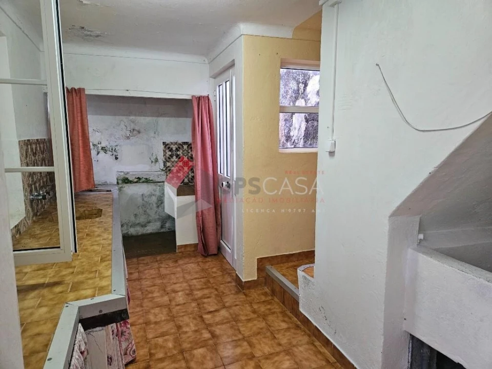 Moradia T4 para Venda em Porto Judeu Foto 26