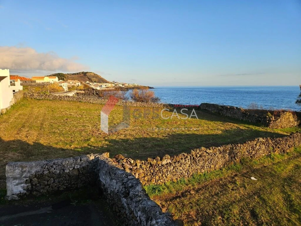 Moradia T4 para Venda em Porto Judeu Foto 36