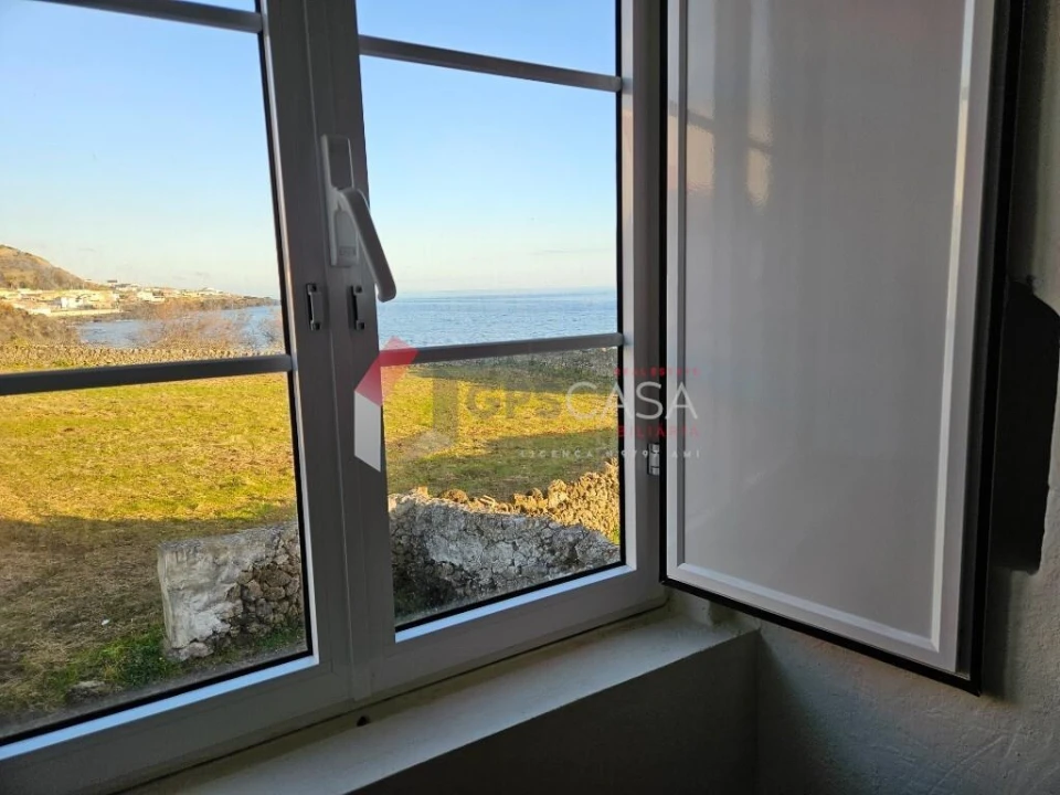 Moradia T4 para Venda em Porto Judeu Foto 15