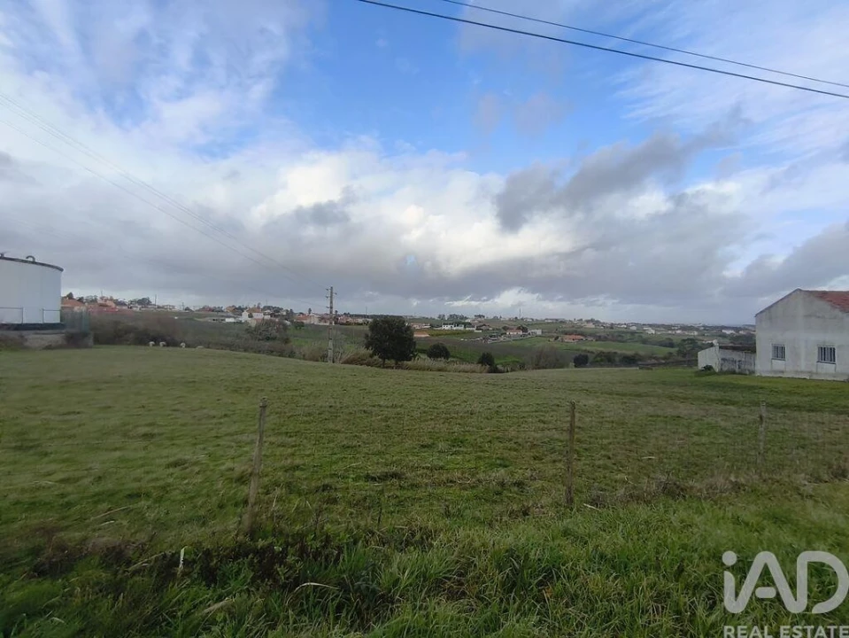 Terreno para Venda em Cela Foto 1
