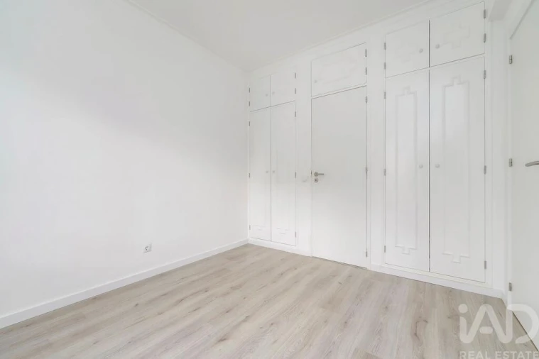 Apartamento T2 para Venda em Quarteira Foto 22