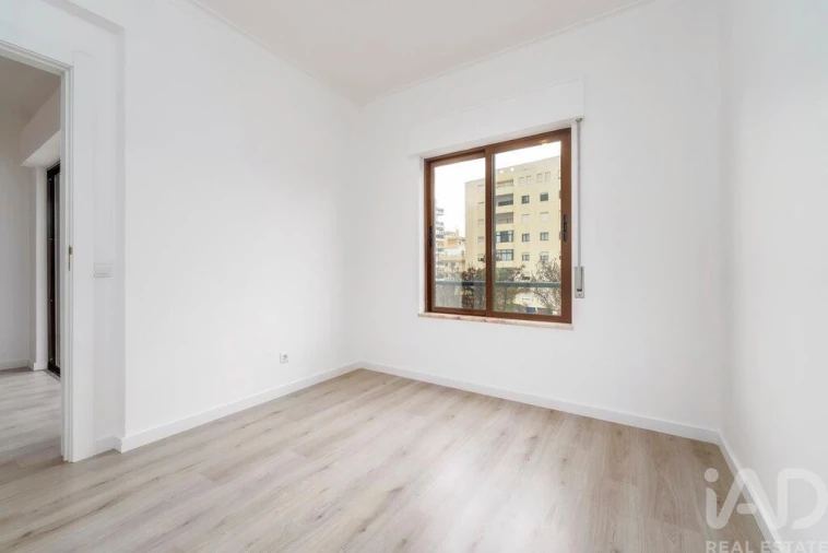 Apartamento T2 para Venda em Quarteira Foto 20