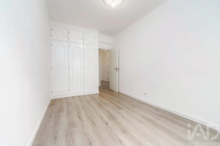 Apartamento T2 para Venda em Quarteira Foto 27