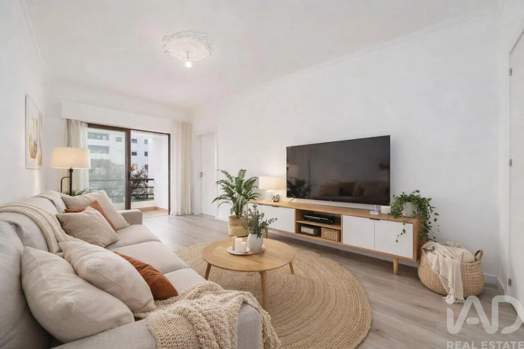 Apartamento T2 para Venda em Quarteira Foto 1