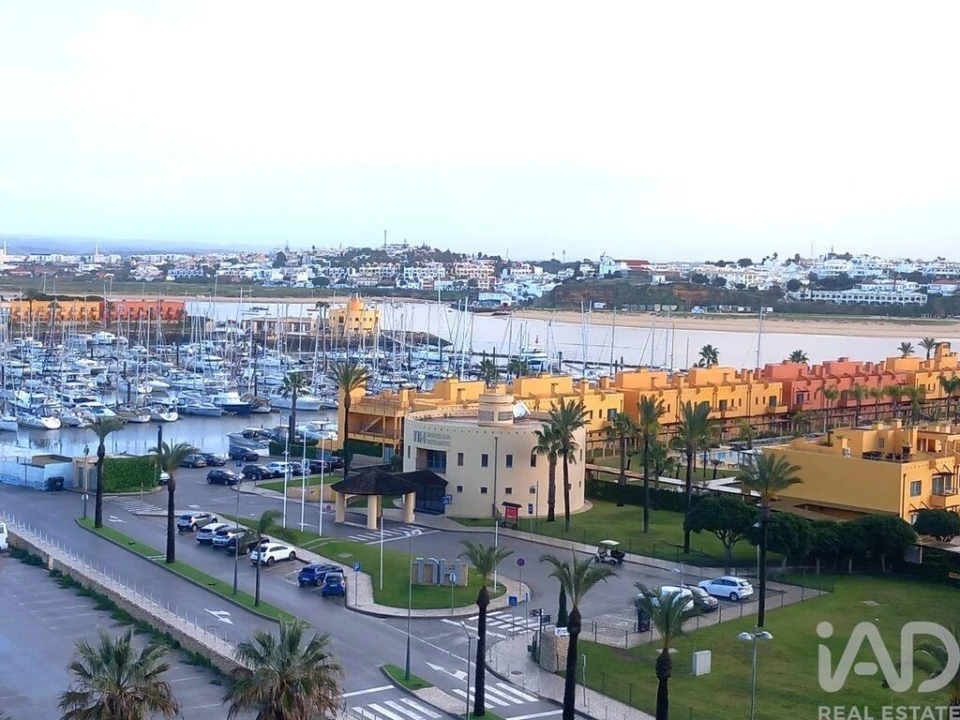 Apartamento T2 para Venda em Portimão Foto 22