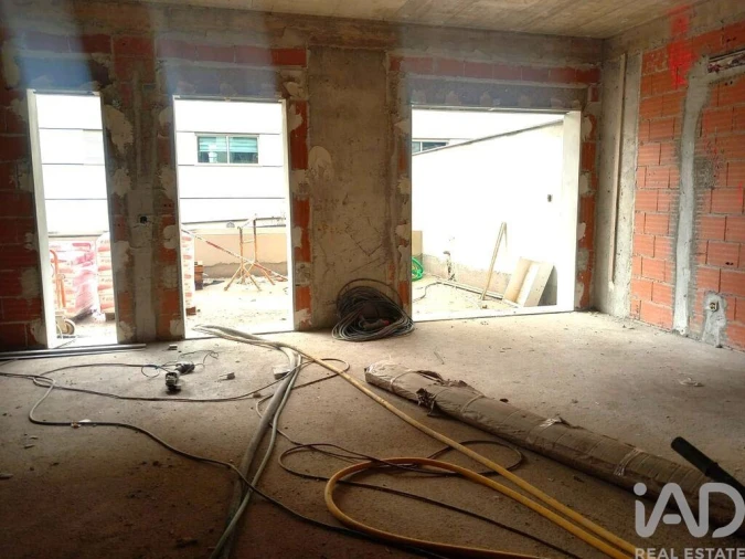 Apartamento T2 para Venda em Portimão Foto 8