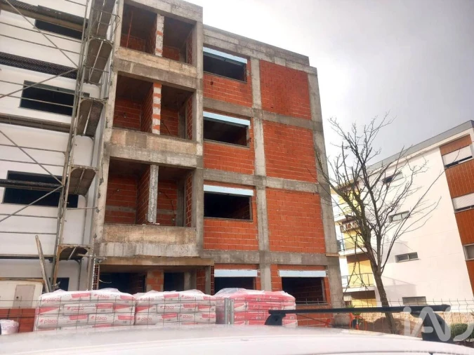 Apartamento T2 para Venda em Portimão Foto 5