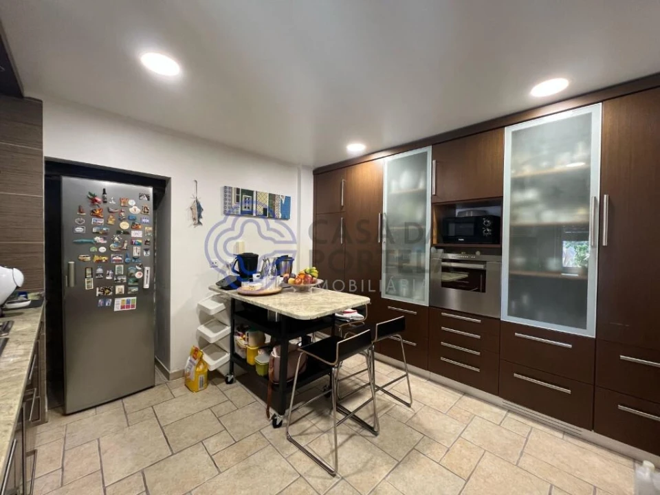 Moradia T3 para Venda em Casais e Alviobeira Foto 5