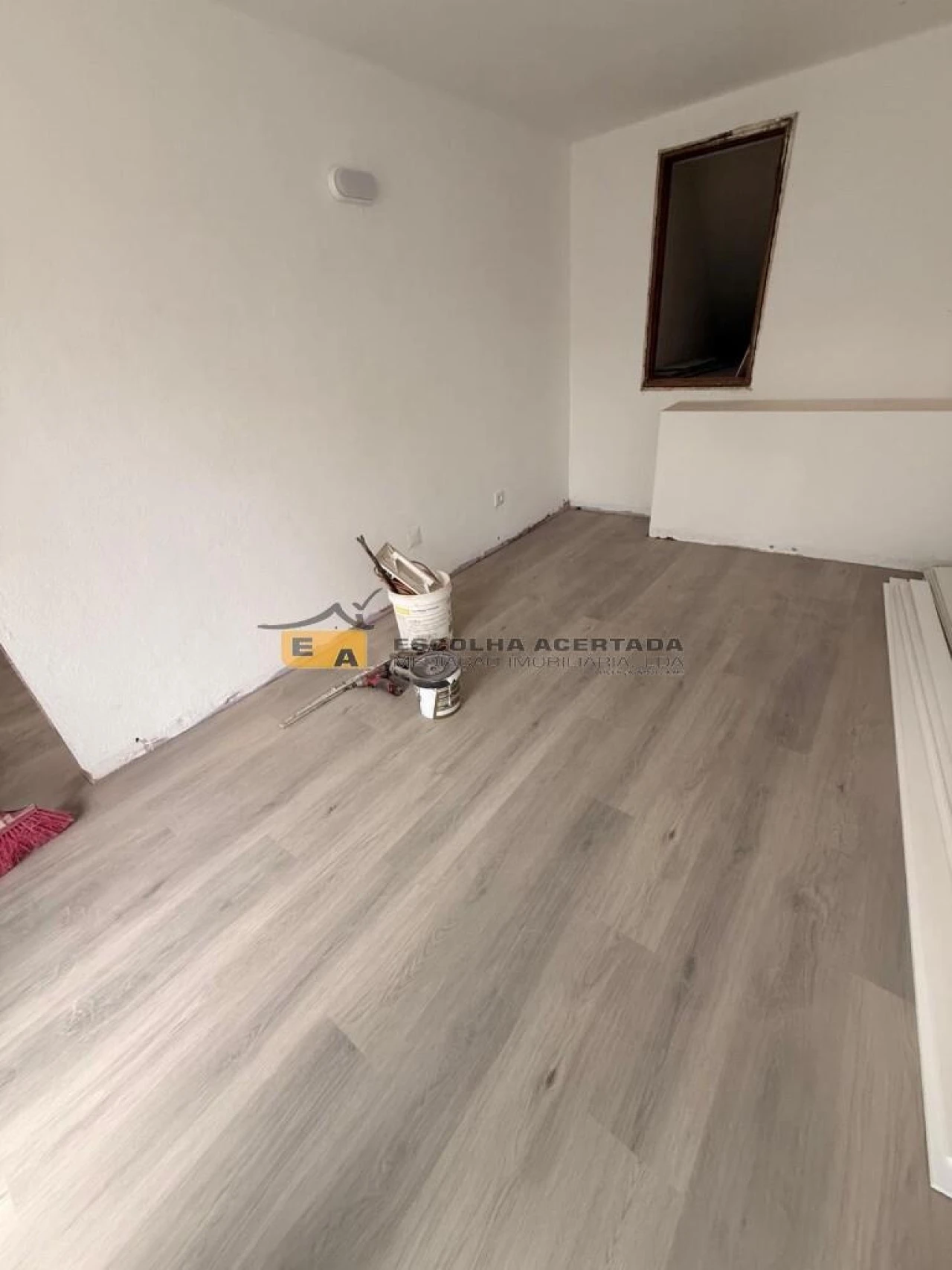 Armazém para Venda em Paranhos Foto 8