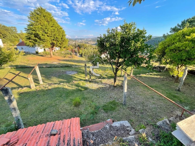 Moradia T3 para Venda em Formariz e Ferreira Foto 48