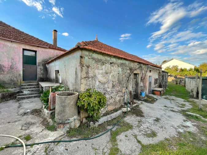 Moradia T3 para Venda em Formariz e Ferreira Foto 12