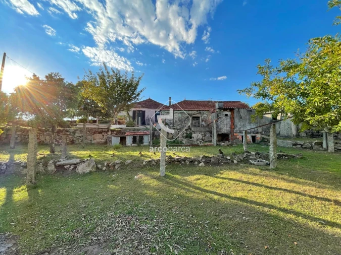 Moradia T3 para Venda em Formariz e Ferreira Foto 18