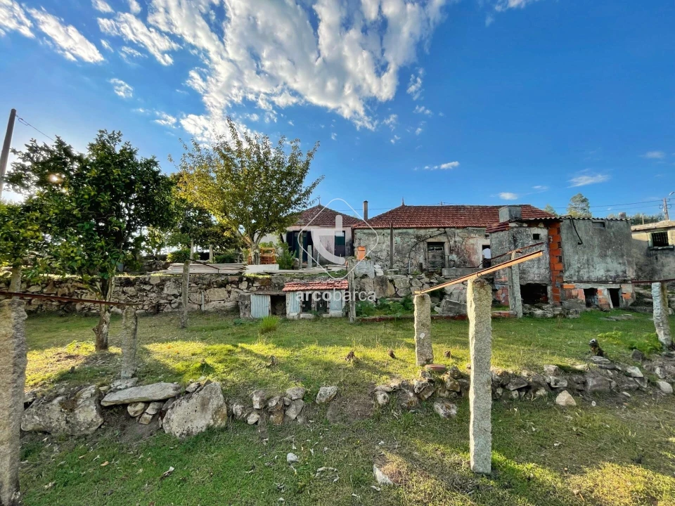 Moradia T3 para Venda em Formariz e Ferreira Foto 20