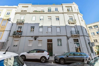 Apartamento T2 para Arrendamento em Arroios