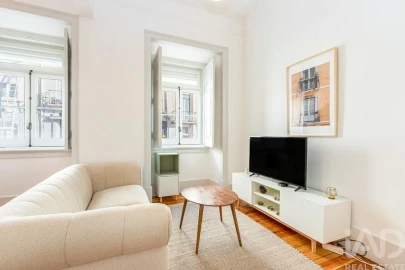 Apartamento T2 para Arrendamento em Arroios