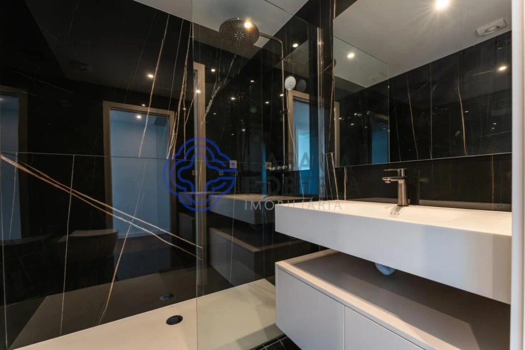Apartamento T2 para Venda em Santa Marinha e São Pedro da Afurada Foto 39