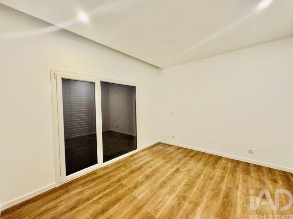 Moradia para Venda em Fernao Ferro Foto 11