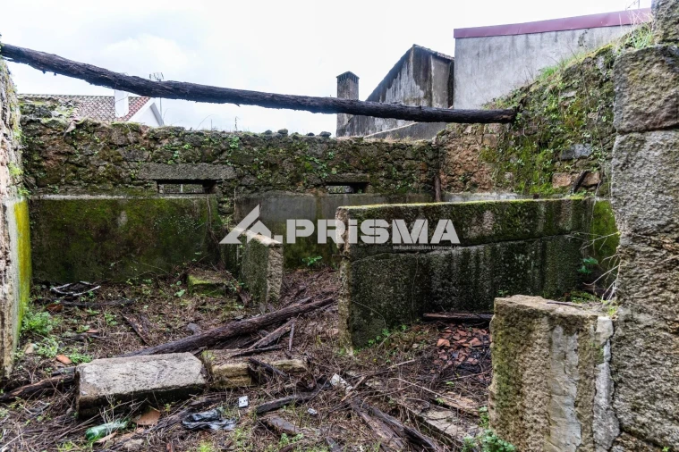 Moradia T5 para Venda em Escalos de Cima e Lousa Foto 3