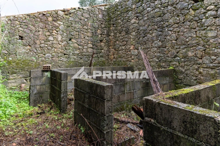 Moradia T5 para Venda em Escalos de Cima e Lousa Foto 11