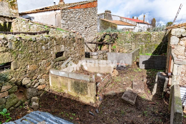 Moradia T5 para Venda em Escalos de Cima e Lousa Foto 16