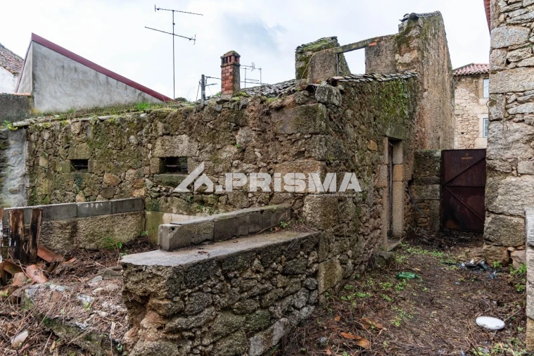 Moradia T5 para Venda em Escalos de Cima e Lousa Foto 8