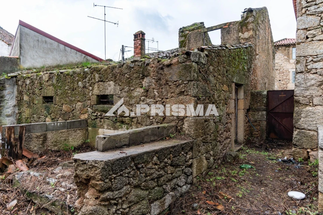 Moradia T5 para Venda em Escalos de Cima e Lousa Foto 8