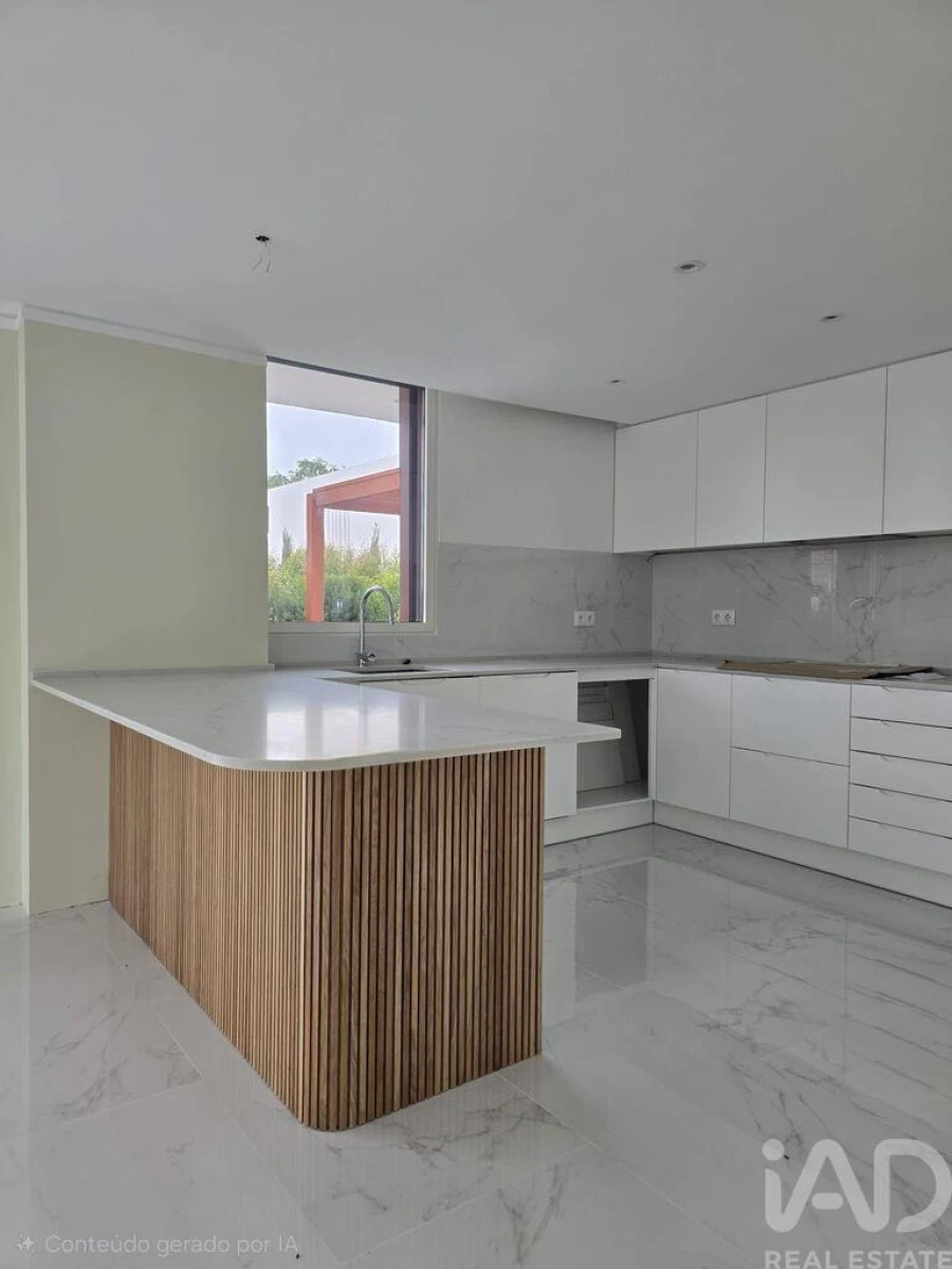 Moradia T3 para Venda em São João das Lampas e Terrugem Foto 9