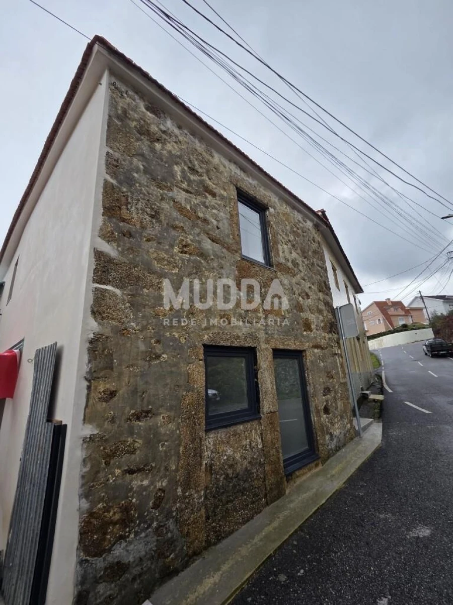 Moradia T9 para Venda em Sanguedo Foto 5