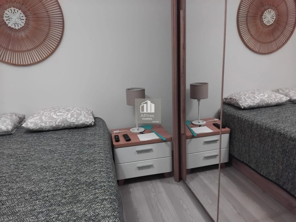 Apartamento T2 para Venda em Costa da Caparica Foto 19