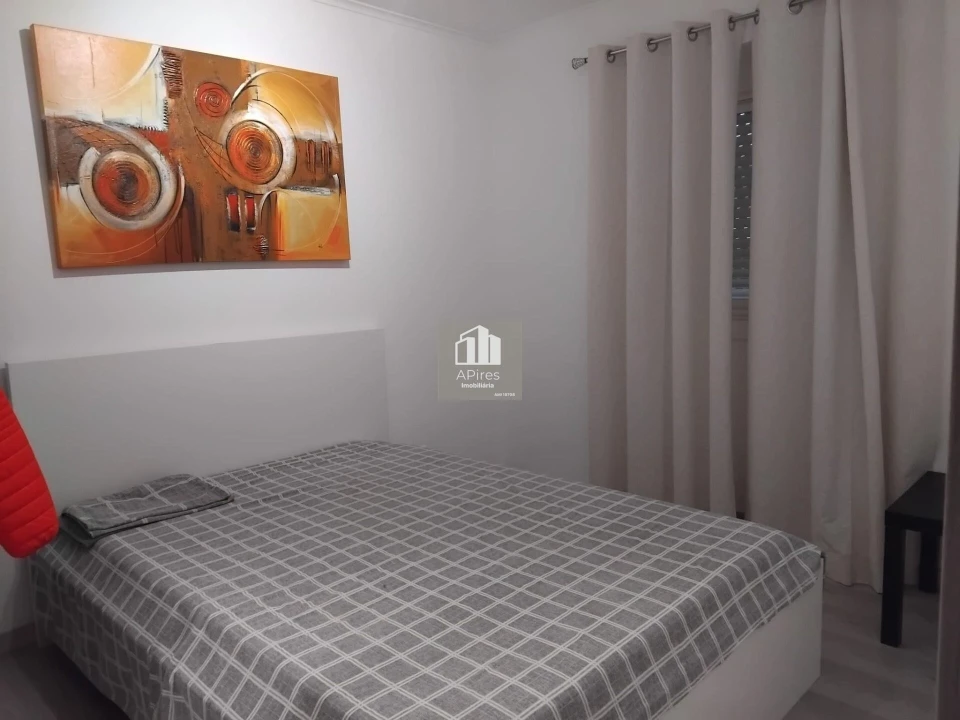 Apartamento T2 para Venda em Costa da Caparica Foto 21