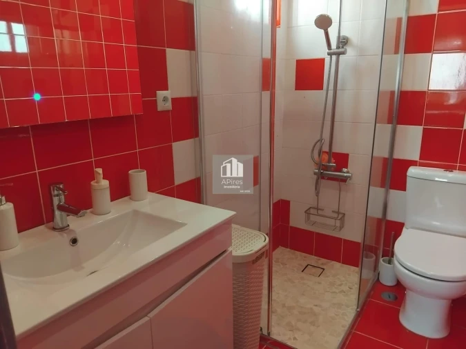 Apartamento T2 para Venda em Costa da Caparica Foto 22