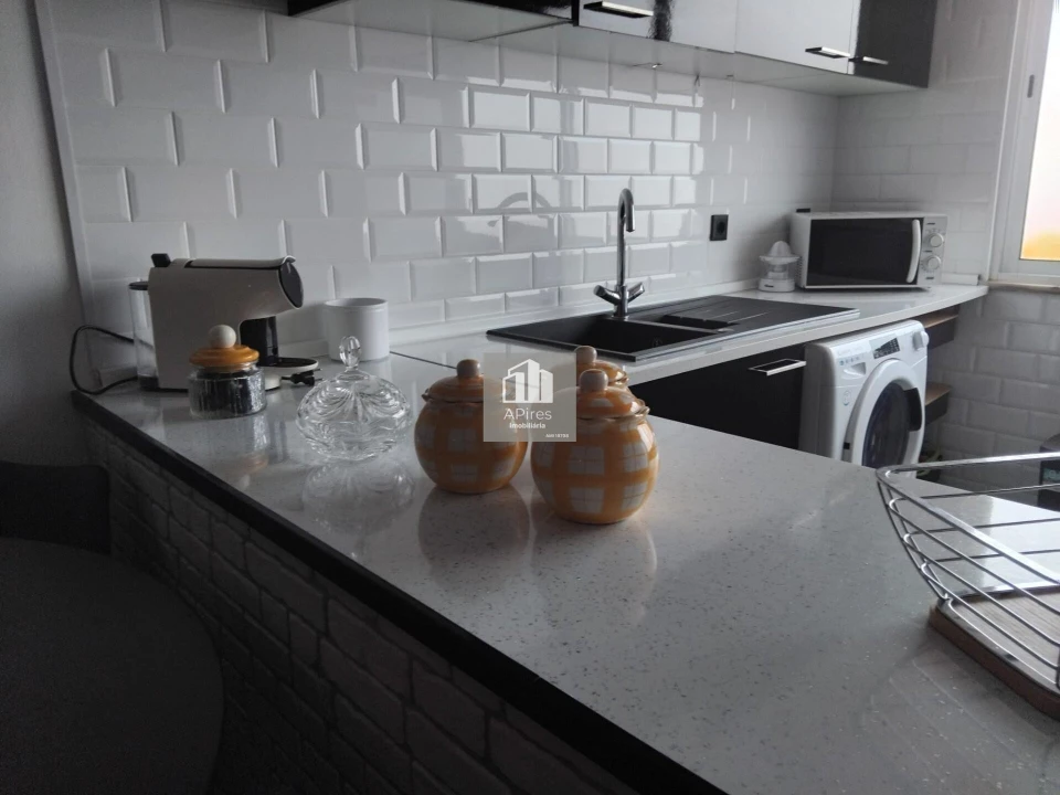 Apartamento T2 para Venda em Costa da Caparica Foto 13