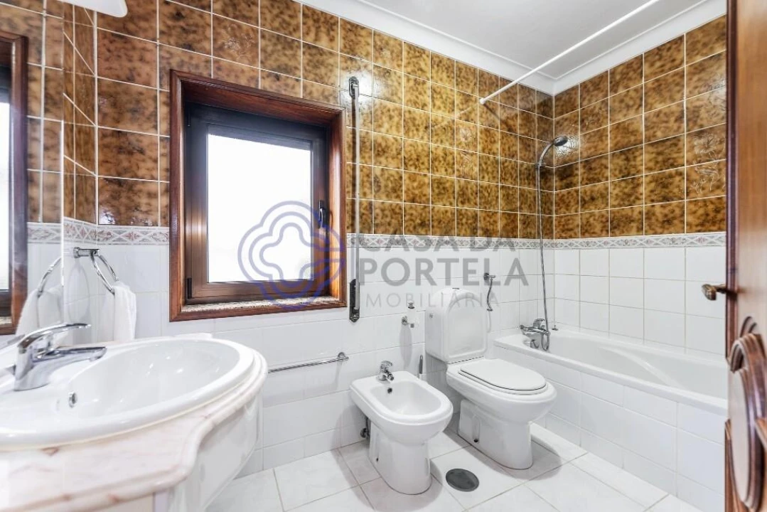 Moradia T5 para Venda em Prazins Santo Tirso e Corvite Foto 15