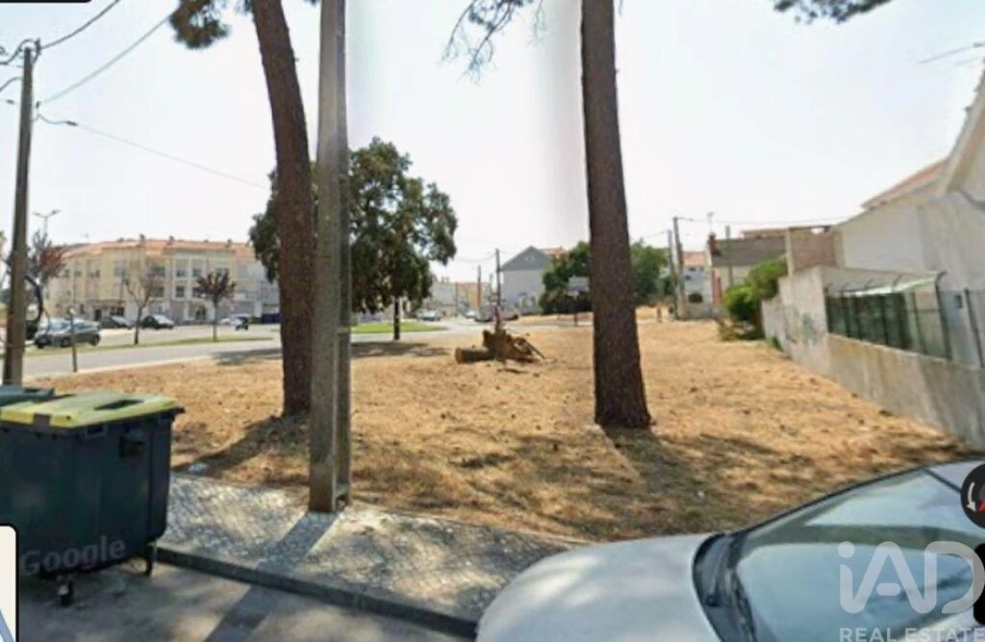 Terreno para Venda em Quinta do Conde Foto 3