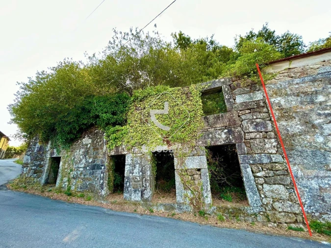 Moradia T3 para Venda em Azere Foto 1