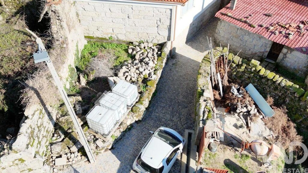 Moradia para Venda em Sobradelo da Goma Foto 16