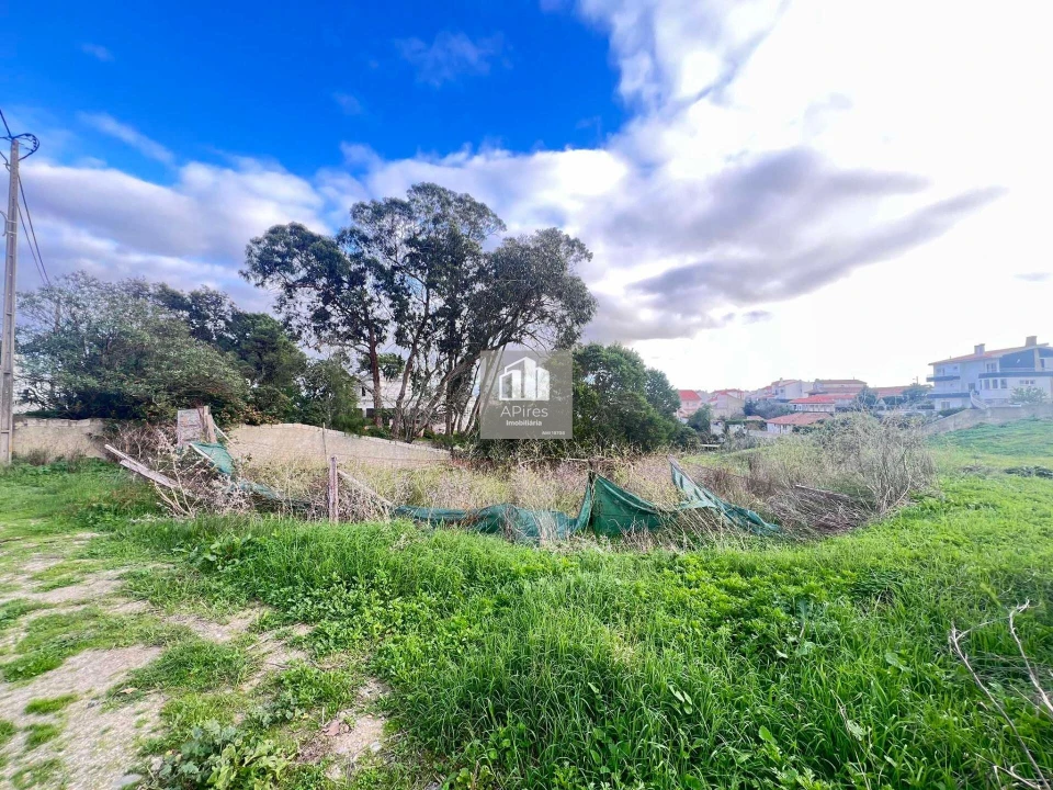 Terreno para Venda em Charneca de Caparica e Sobreda Foto 3