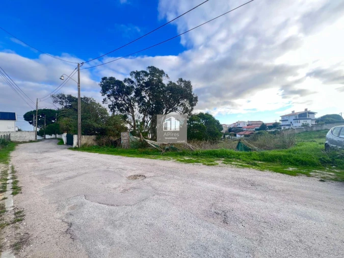 Terreno para Venda em Charneca de Caparica e Sobreda Foto 9