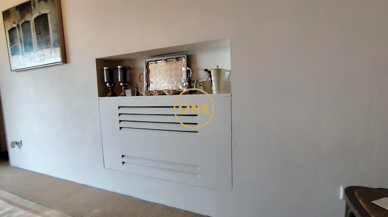 Moradia T5 para Venda em Alvarenga Foto 28